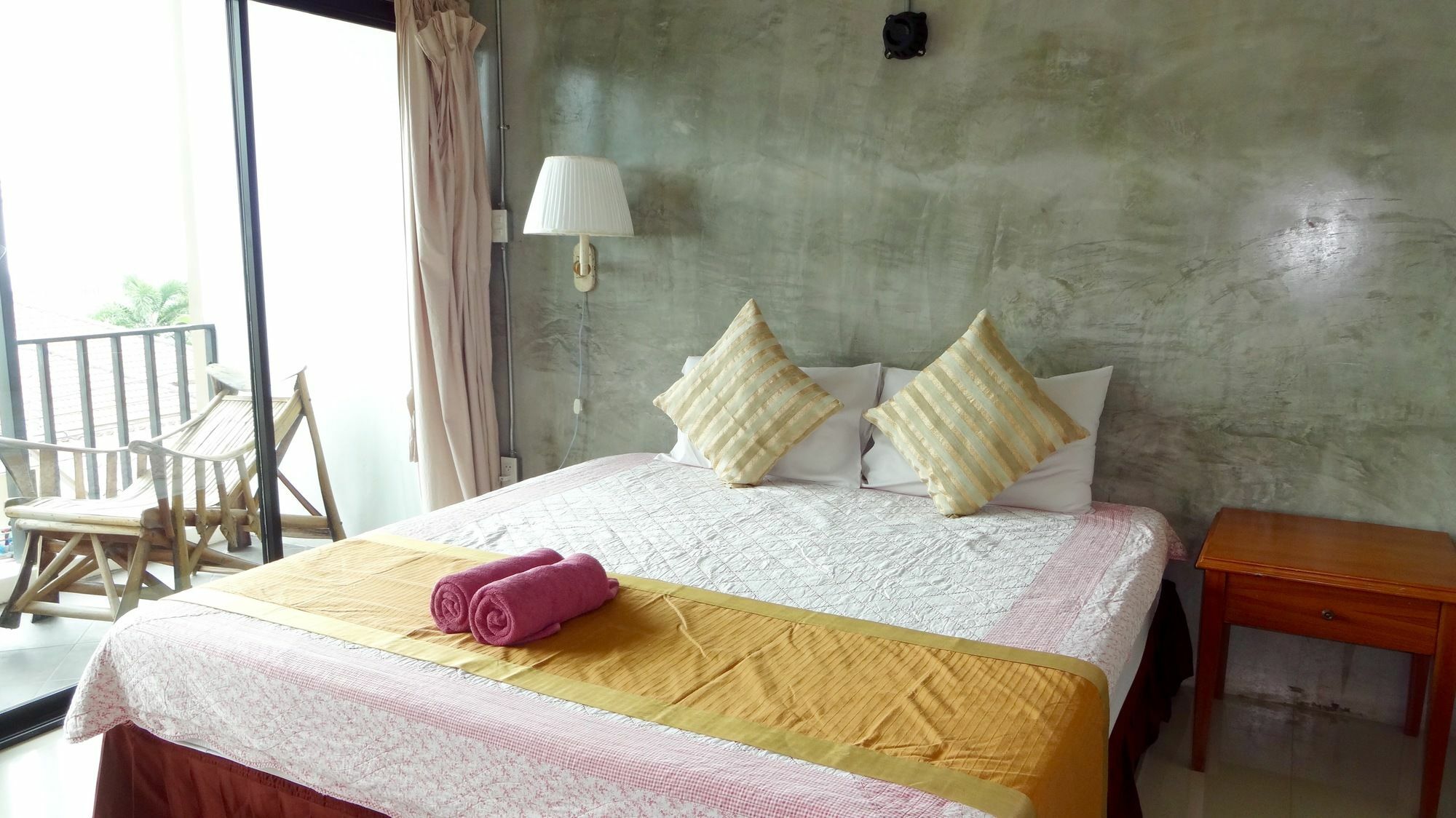 Lovely Guesthouse 94 HHQ Esterno foto